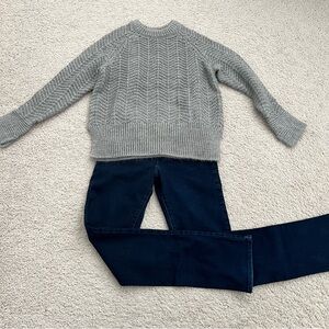 Bundle of 2 H&M sweater + Levi’s Jeans